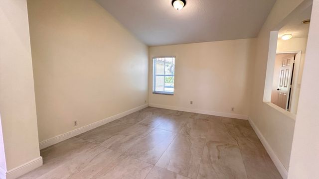 19010 SW 10th Street, Pembroke Pines, FL 33029