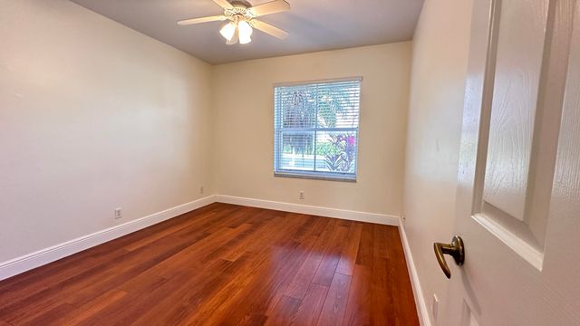 19010 SW 10th Street, Pembroke Pines, FL 33029