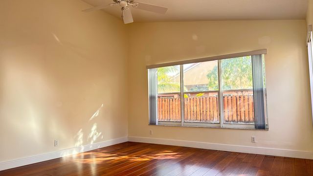 19010 SW 10th Street, Pembroke Pines, FL 33029