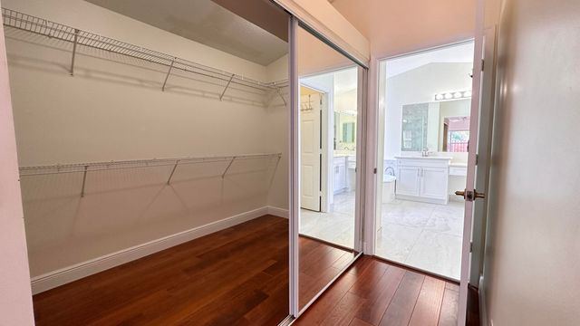 19010 SW 10th Street, Pembroke Pines, FL 33029