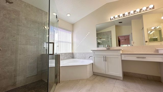 19010 SW 10th Street, Pembroke Pines, FL 33029