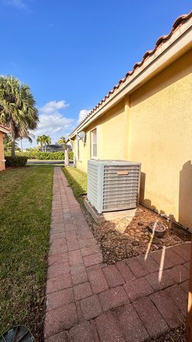 19010 SW 10th Street, Pembroke Pines, FL 33029