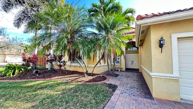 19010 SW 10th Street, Pembroke Pines, FL 33029