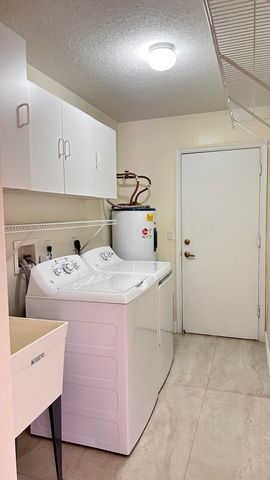 19010 SW 10th Street, Pembroke Pines, FL 33029