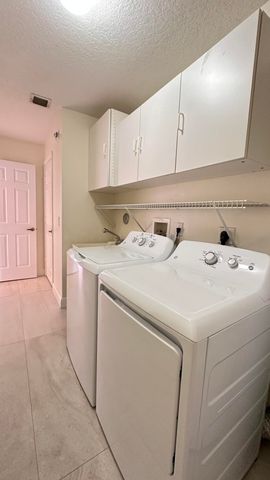 19010 SW 10th Street, Pembroke Pines, FL 33029