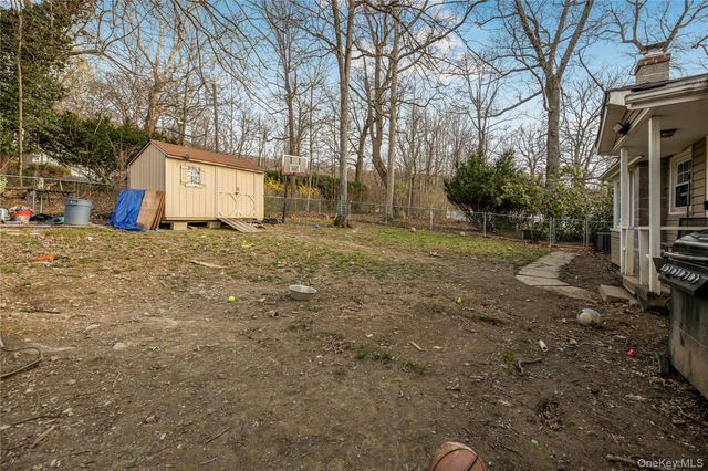 55 Glenwood Road, Monroe, NY 10950