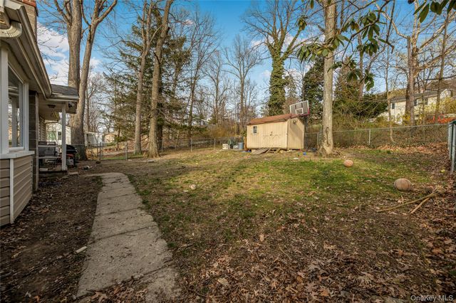 55 Glenwood Road, Monroe, NY 10950