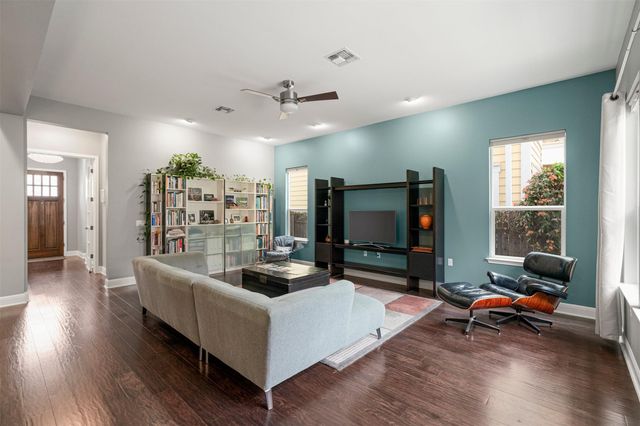 4512 Ruiz ST, Austin, TX 78723