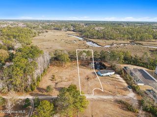 272 Edgewater Drive SW, Shallotte, NC 28470