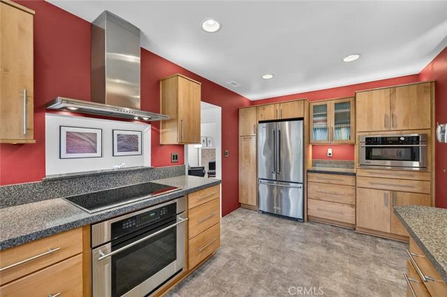 10072 Birchwood, Huntington Beach, CA 92646