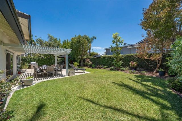 10072 Birchwood, Huntington Beach, CA 92646