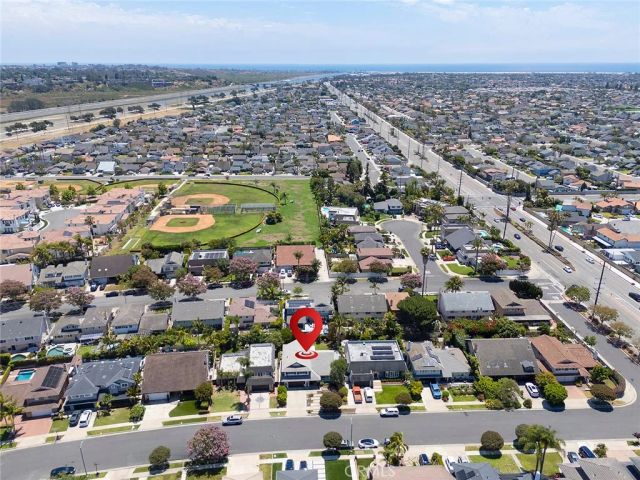 10072 Birchwood, Huntington Beach, CA 92646