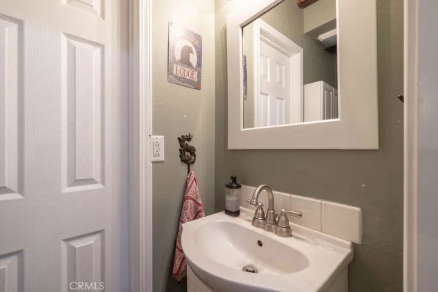 42788 Monterey, Big Bear Lake, CA 92315