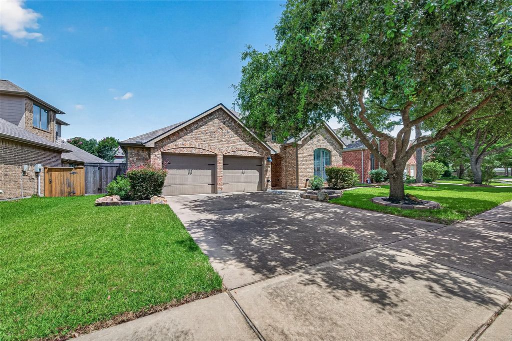 25922 Brad Hurst Court, Katy, TX 77494