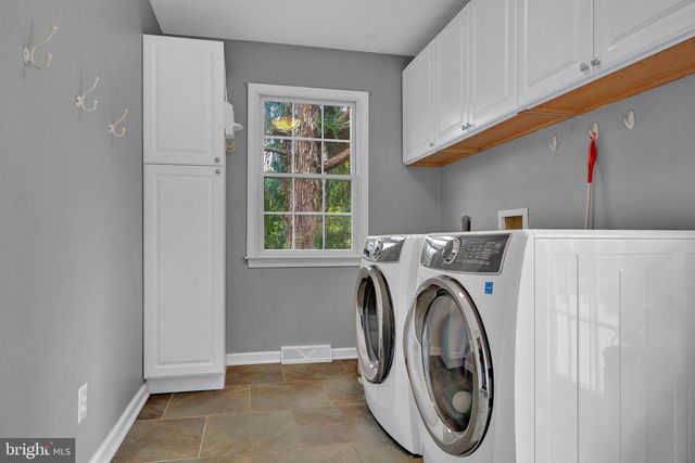 223 LAMBERTVILLE HOPEWELL RD, Hopewell, NJ 08525