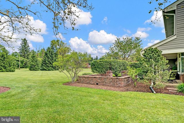 223 LAMBERTVILLE HOPEWELL RD, Hopewell, NJ 08525