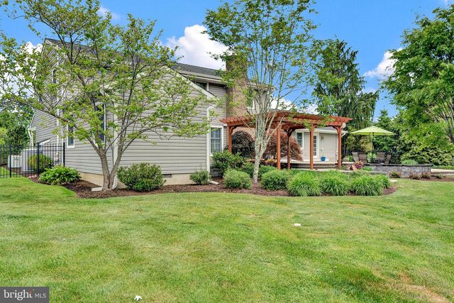 223 LAMBERTVILLE HOPEWELL RD, Hopewell, NJ 08525