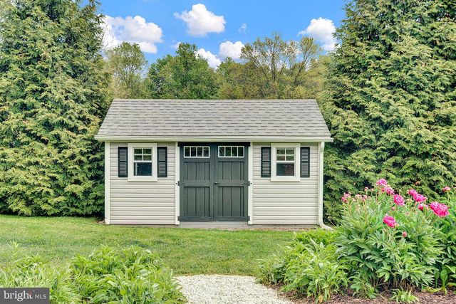 223 LAMBERTVILLE HOPEWELL RD, Hopewell, NJ 08525