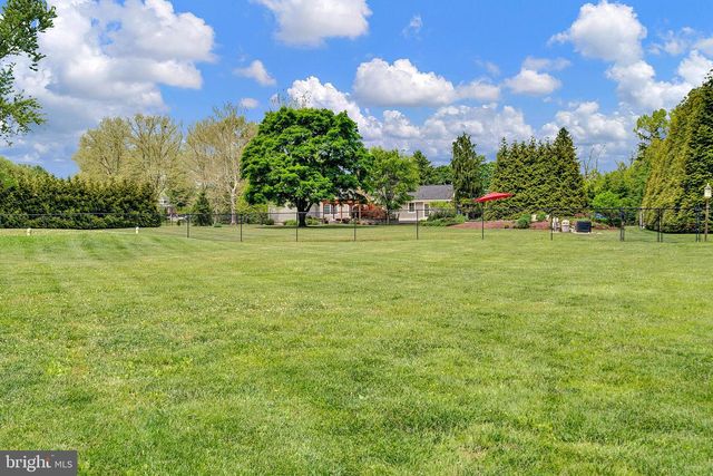 223 LAMBERTVILLE HOPEWELL RD, Hopewell, NJ 08525