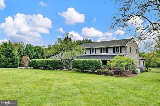 223 LAMBERTVILLE HOPEWELL RD, Hopewell, NJ 08525