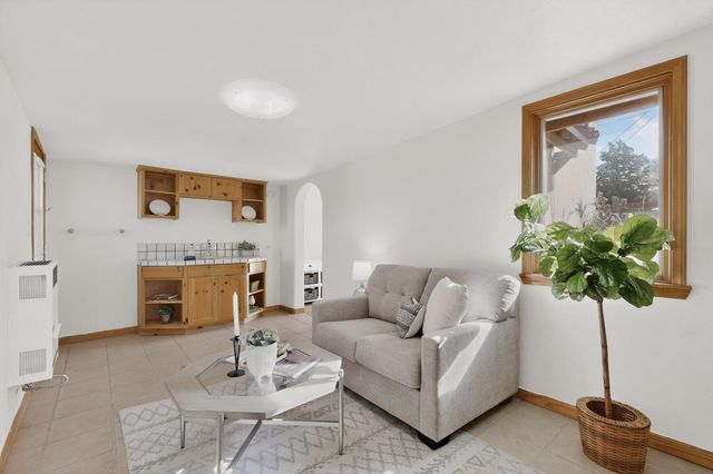 324 Wellesley Drive SE, Albuquerque, NM 87106