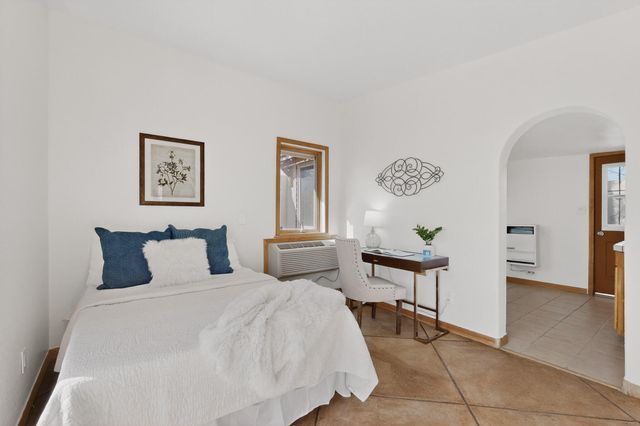 324 Wellesley Drive SE, Albuquerque, NM 87106