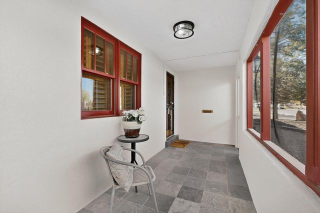 324 Wellesley Drive SE, Albuquerque, NM 87106