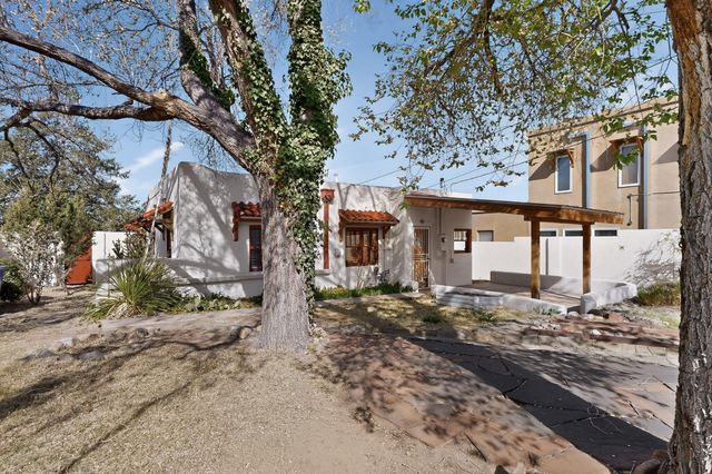 324 Wellesley Drive SE, Albuquerque, NM 87106