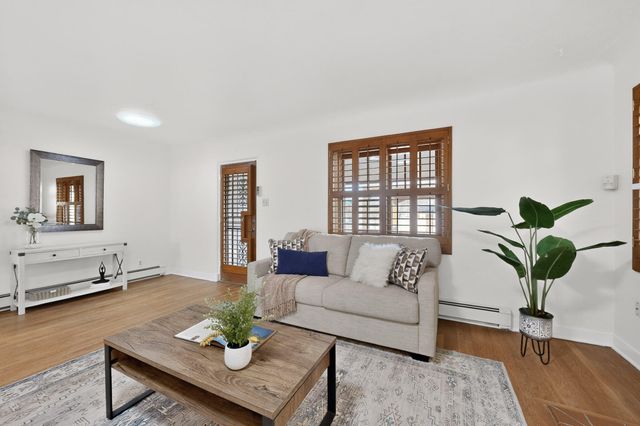 324 Wellesley Drive SE, Albuquerque, NM 87106