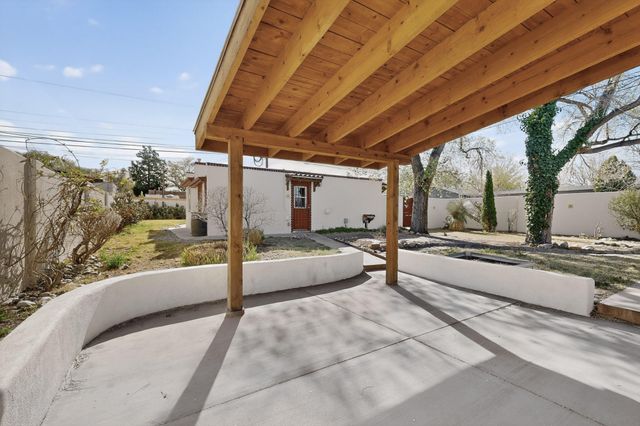 324 Wellesley Drive SE, Albuquerque, NM 87106