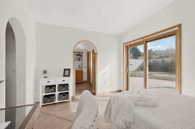 324 Wellesley Drive SE, Albuquerque, NM 87106