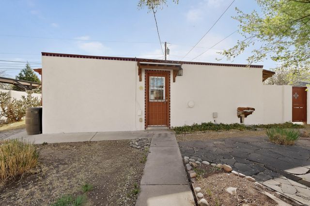 324 Wellesley Drive SE, Albuquerque, NM 87106