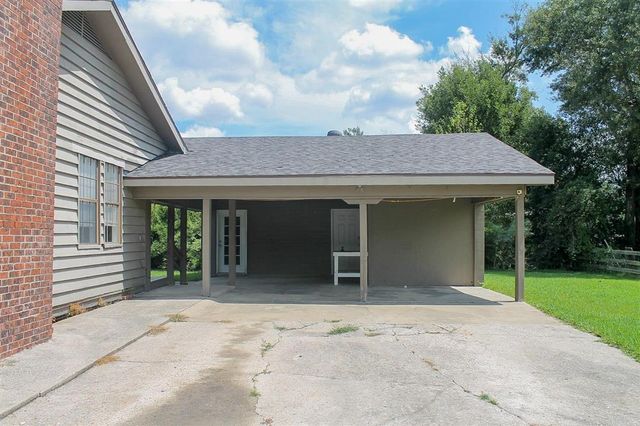 404 W Mimosa Drive, Sulphur, LA 70663