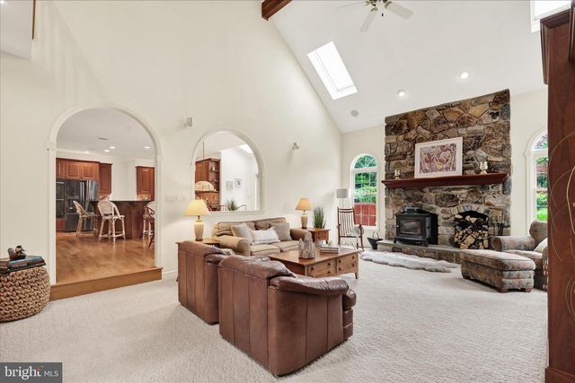 31 BARRINGTON LN, Chester Springs, PA 19425