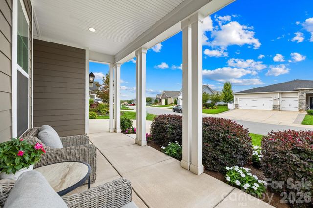 454 Bowline Drive, Denver, NC 28037