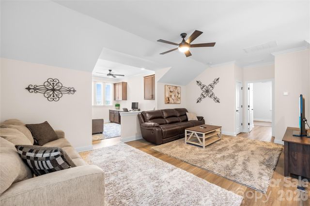 454 Bowline Drive, Denver, NC 28037