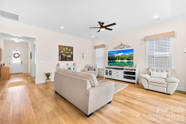 454 Bowline Drive, Denver, NC 28037