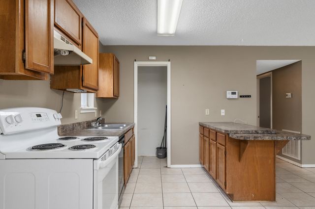 167 Chelle St, Hot Springs, AR 71913