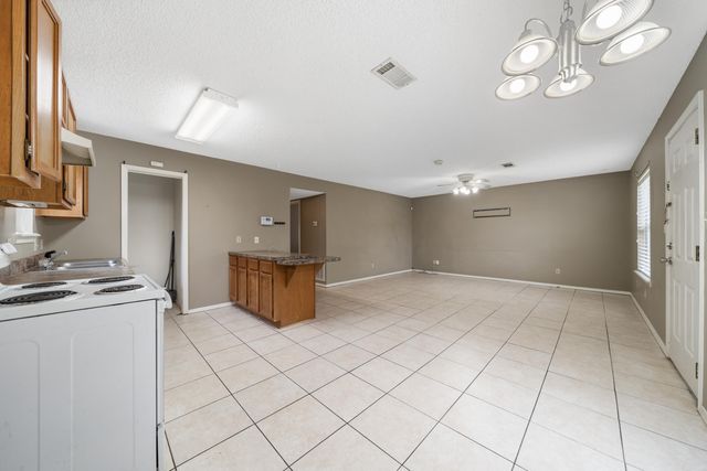 167 Chelle St, Hot Springs, AR 71913