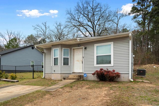 167 Chelle St, Hot Springs, AR 71913