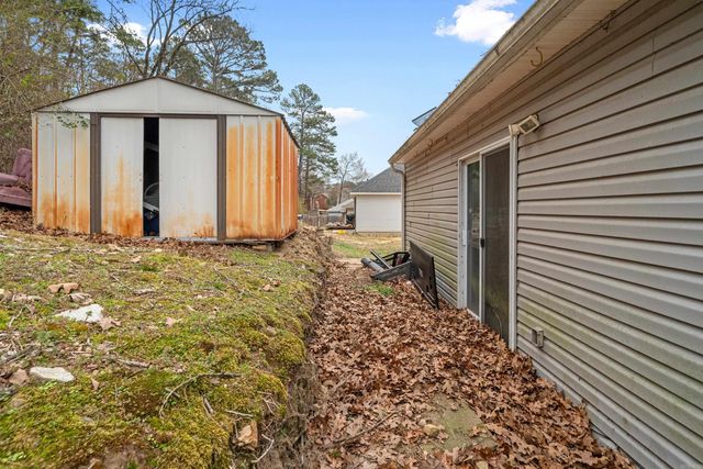 167 Chelle St, Hot Springs, AR 71913