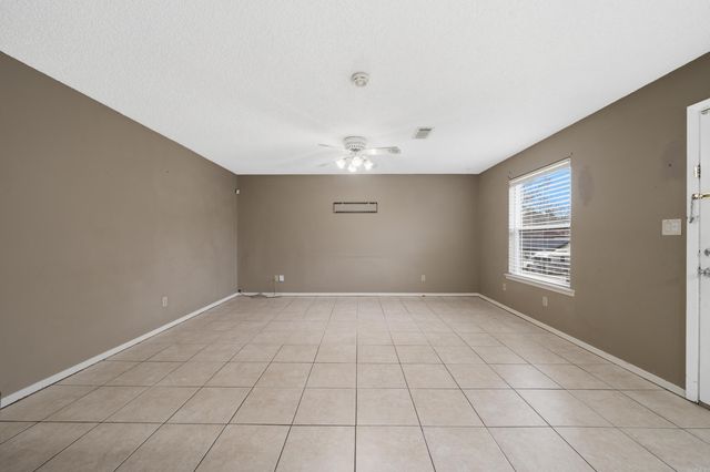 167 Chelle St, Hot Springs, AR 71913