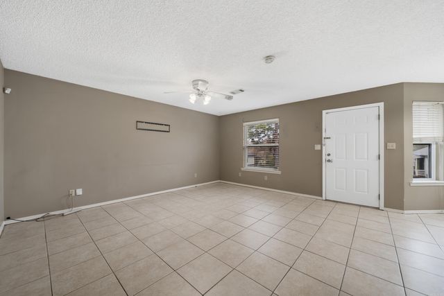 167 Chelle St, Hot Springs, AR 71913