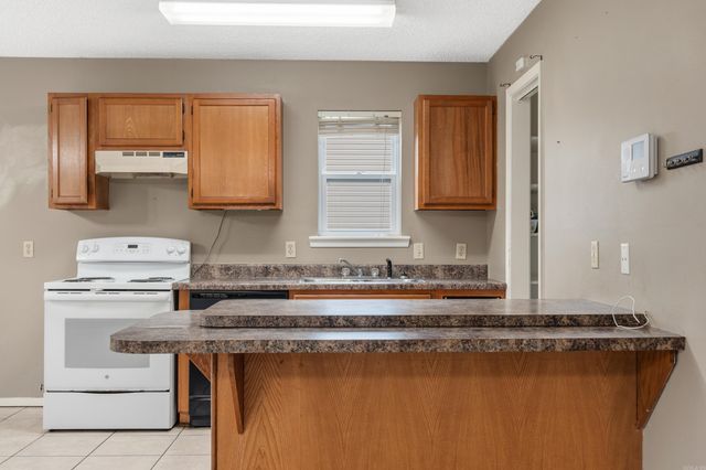 167 Chelle St, Hot Springs, AR 71913