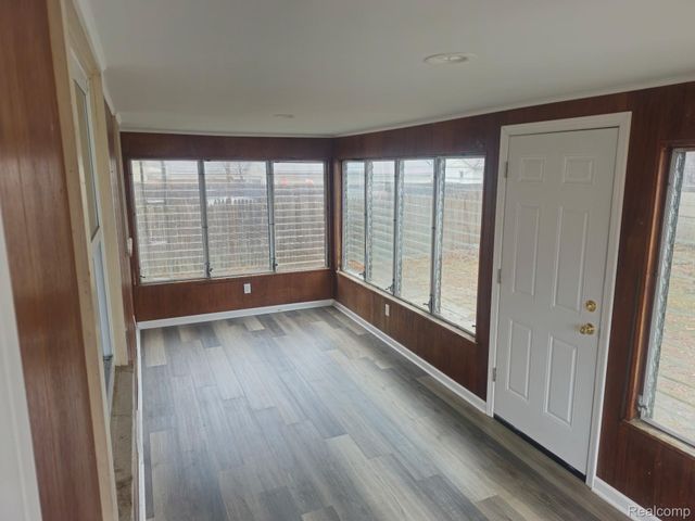 912 Markham Street, Flint, MI 48507