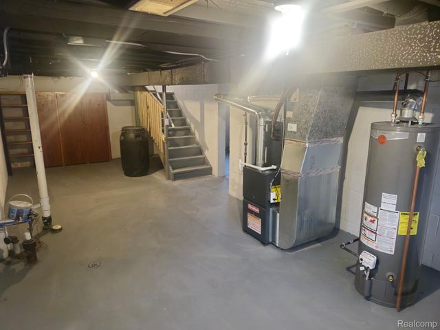 912 Markham Street, Flint, MI 48507