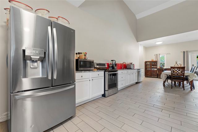 1571 Highland Parkway, China Spring, TX 76633