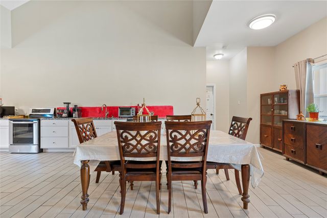1571 Highland Parkway, China Spring, TX 76633