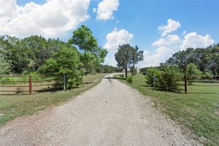 1571 Highland Parkway, China Spring, TX 76633