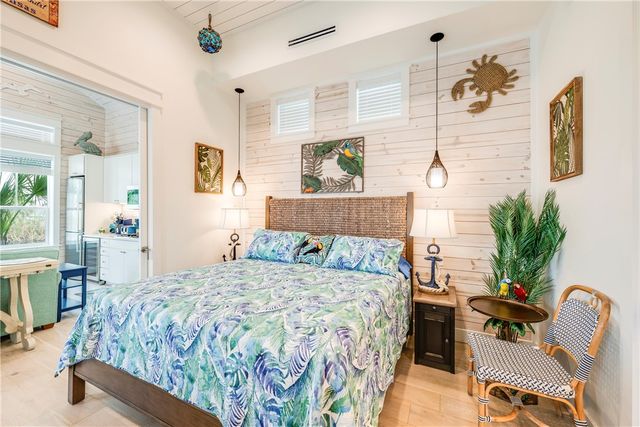 600 Center Square North 17, Port Aransas, TX 78373